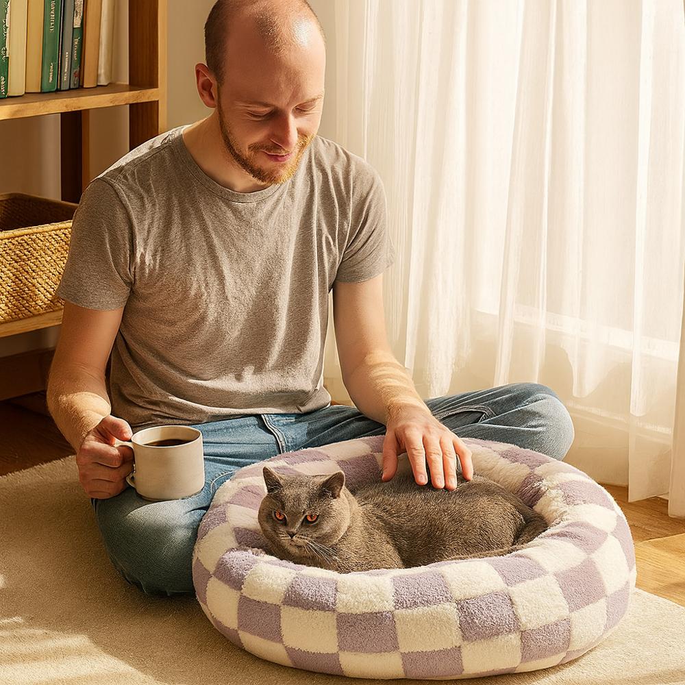 Kattenmand pluche met ronde vorm en wasbare hoes | Miarro