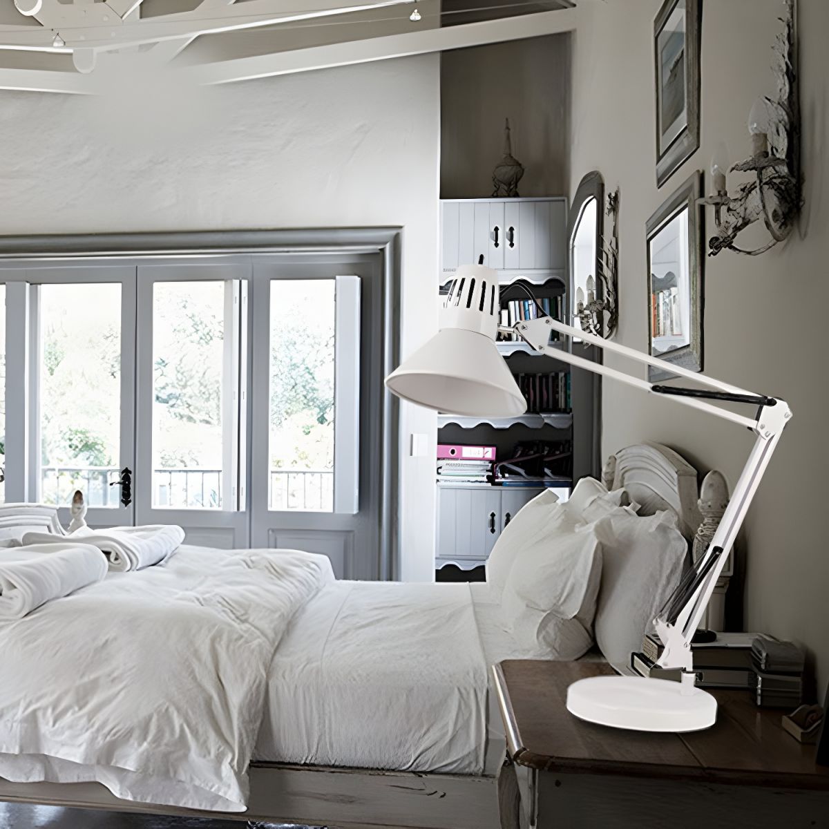 Tafellamp Scandinavische Stijl met Metalen Kegelkap | Rovano