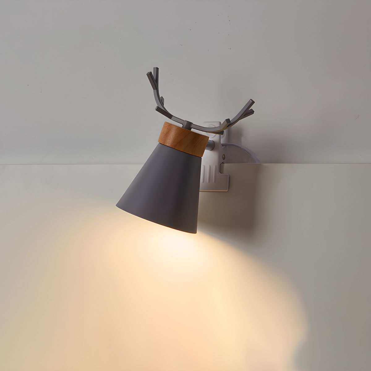 Tafellamp met Klemvoet in Moderne Macaron Stijl | Osvian