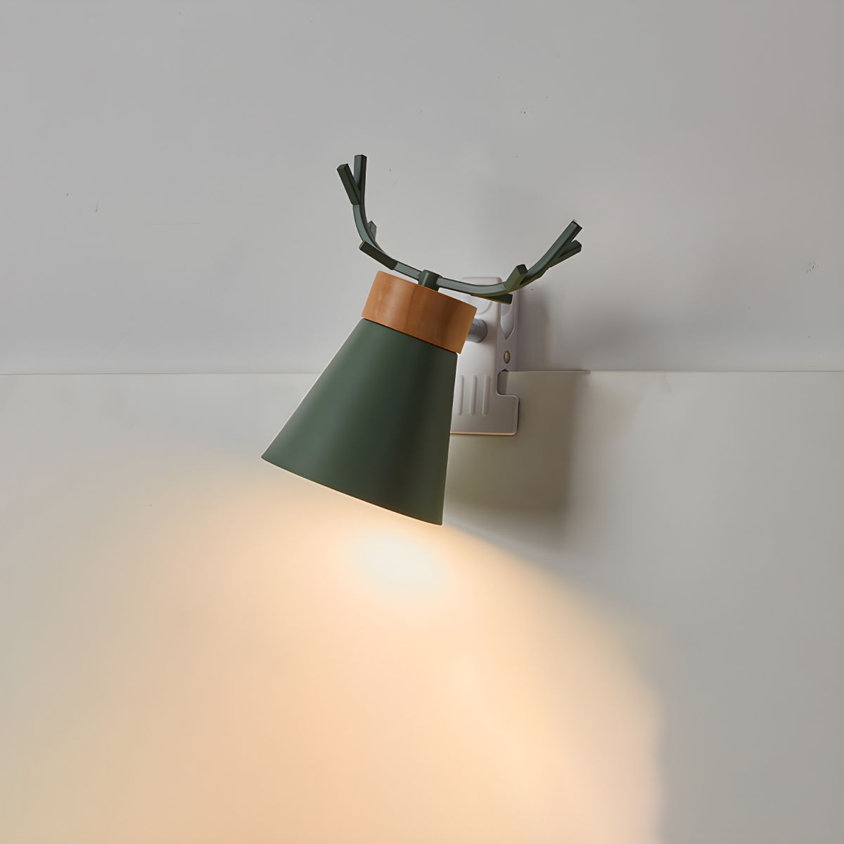 Tafellamp met Klemvoet in Moderne Macaron Stijl | Osvian