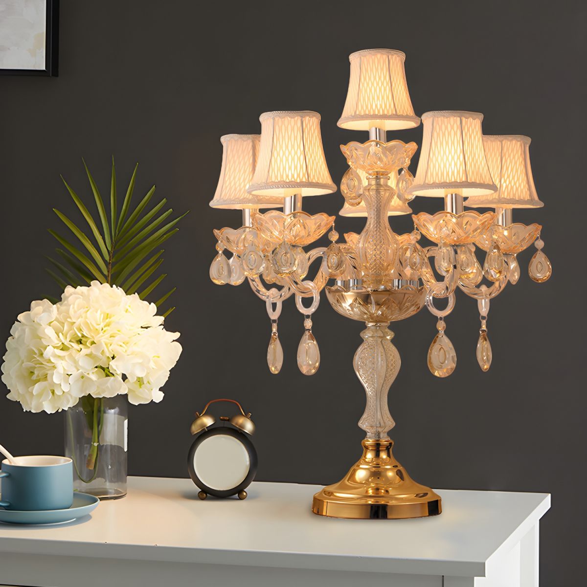 Tafellamp met Kristallen Kroonluchter in Traditionele Stijl | Jovira
