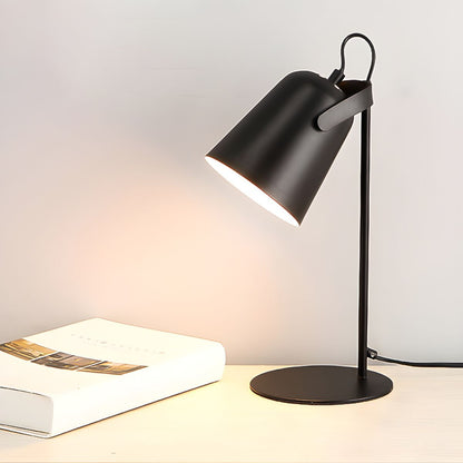 Tafellamp met Metalen Klokvormige Kap Scandinavische Stijl | Zaviro