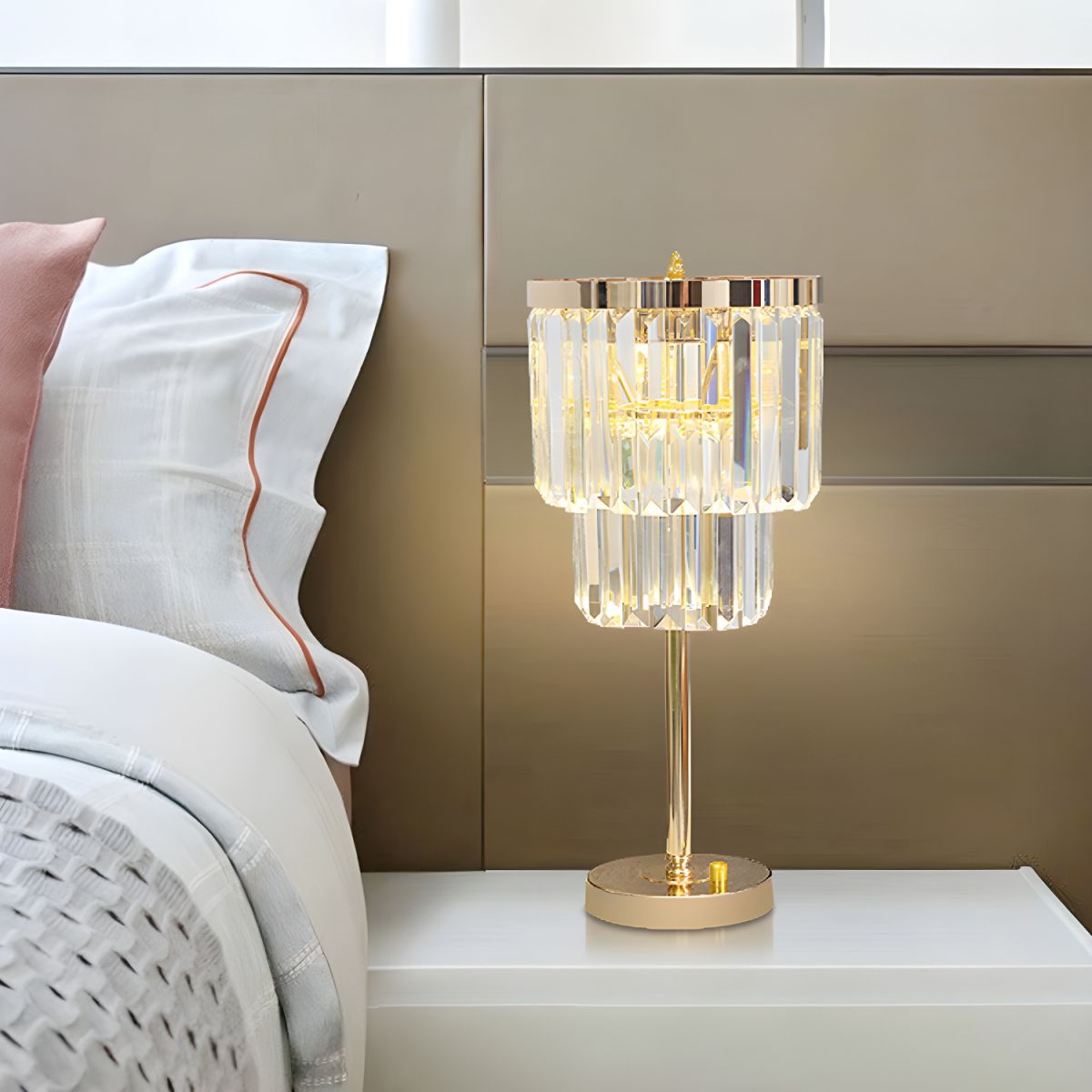 Tafellamp met kristallen kap moderne goudafwerking | Felora