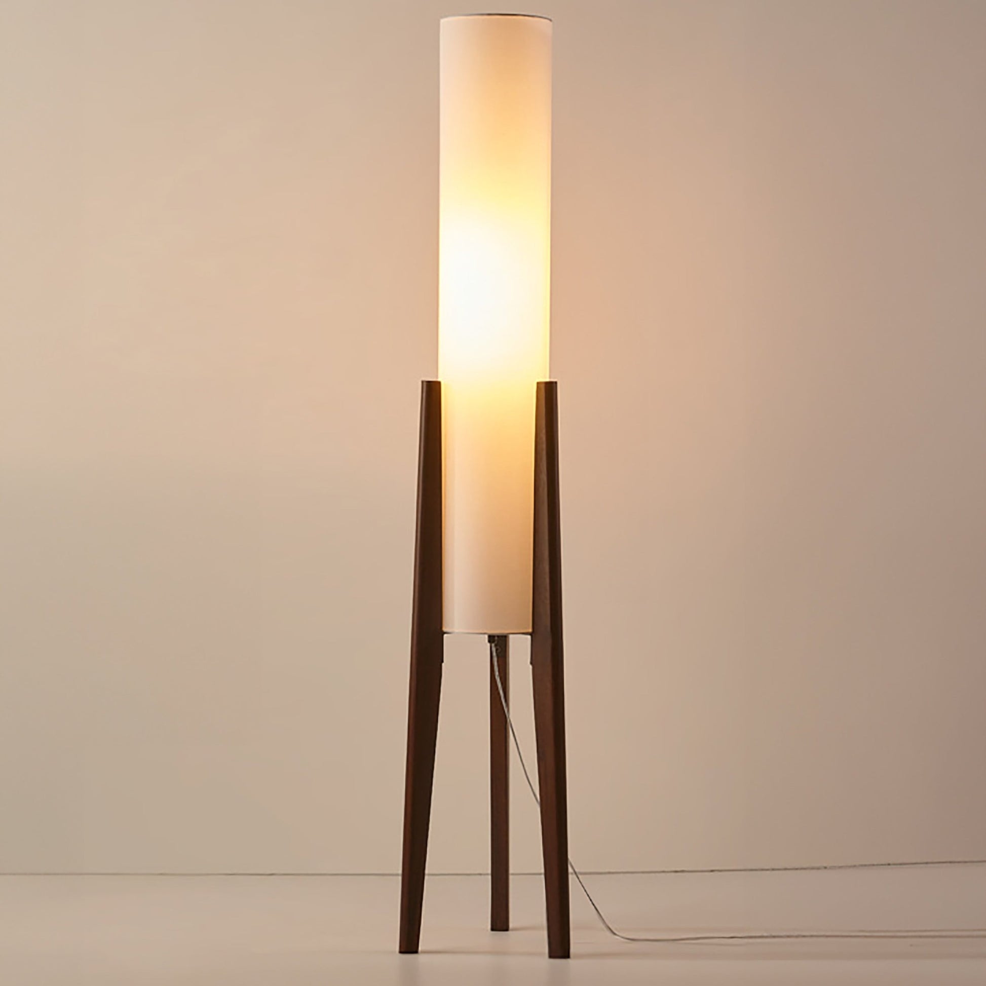 Vloerlamp walnoothout scandinavische stijl | Tolvia